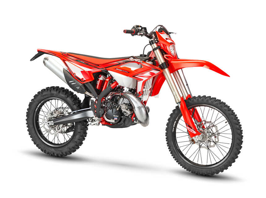 Beta Moto Tigre Argentina – RR 2T 200 en ángulo frontal Enduro