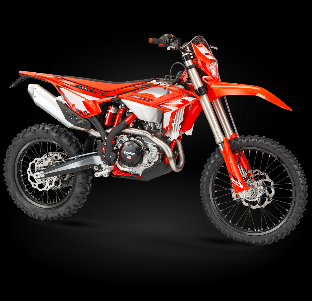 Beta Moto Tigre Argentina RR 4T 350 – Vista frontal de estudio
